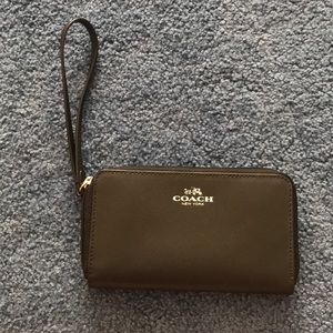 PERFECT CONDITION Coach Black Wristlet Wallet